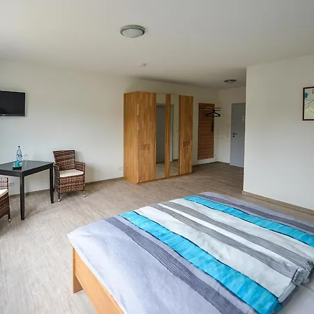 Gastehaus Banschbach * Aglasterhausen